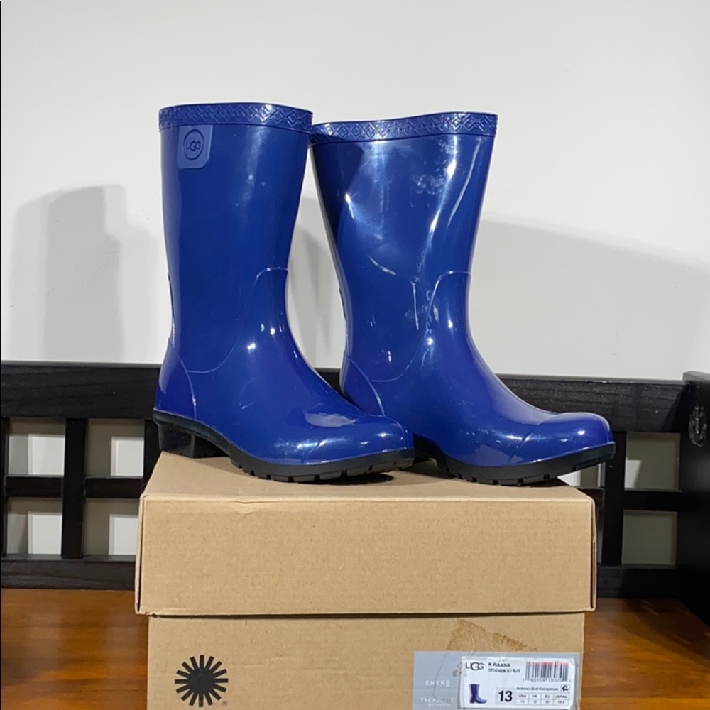 Ugg Kids Raana Rain Boot Sheepskin In Blue